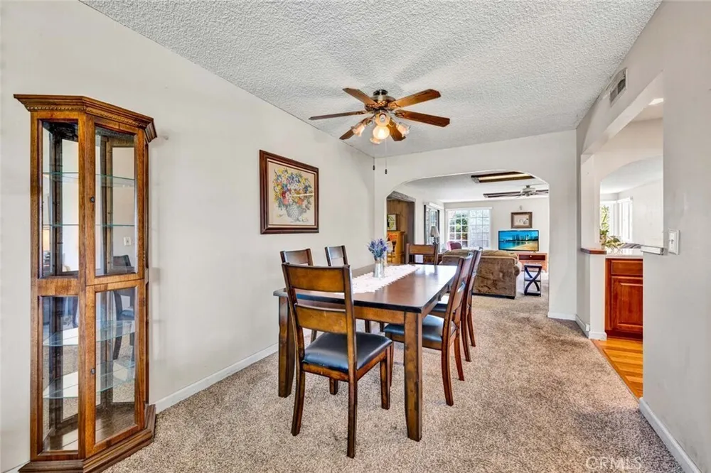 3222 W Sunview Dr, Anaheim, CA 92804