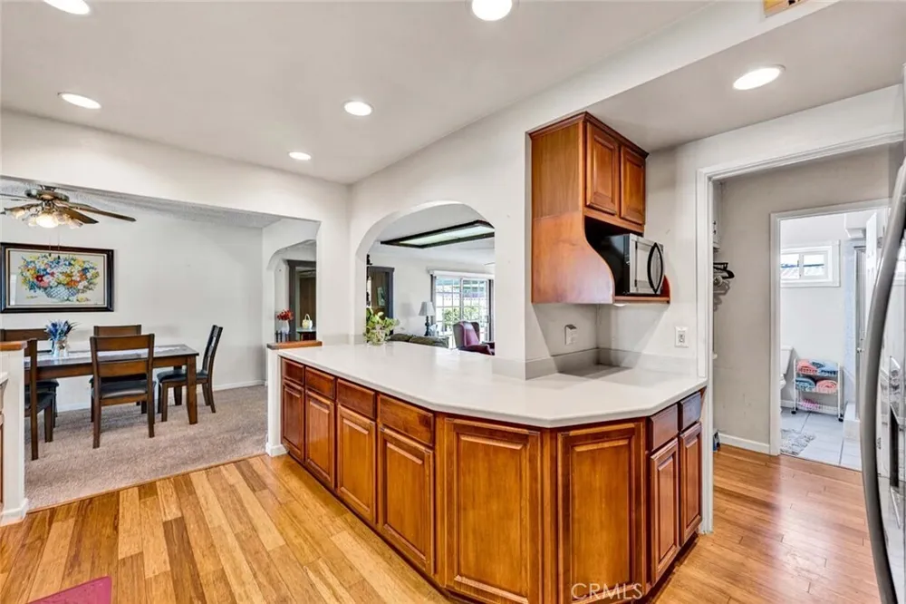 3222 W Sunview Dr, Anaheim, CA 92804
