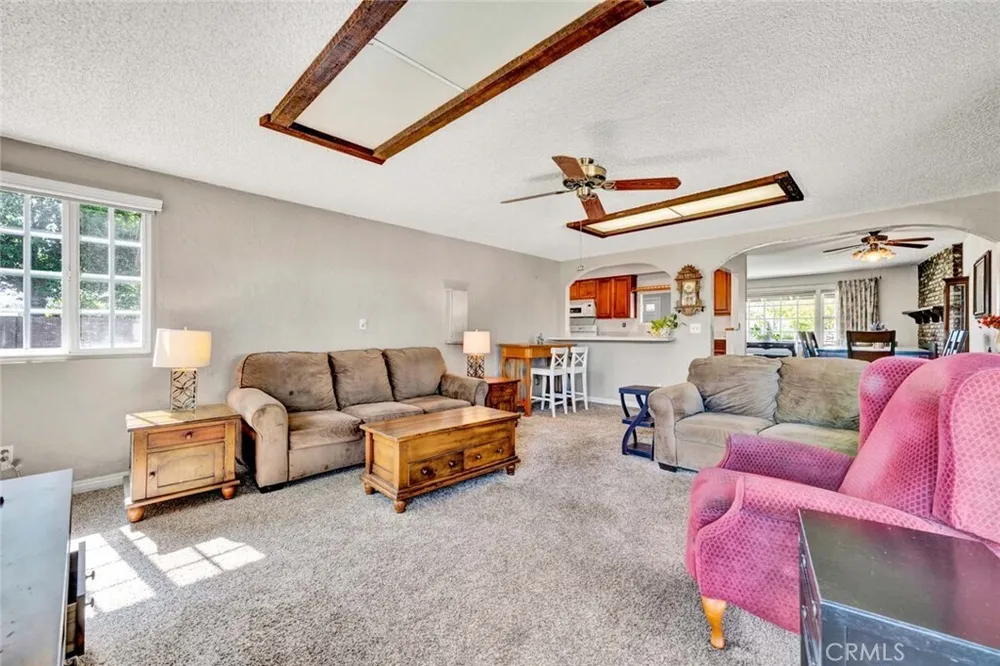 3222 W Sunview Dr, Anaheim, CA 92804
