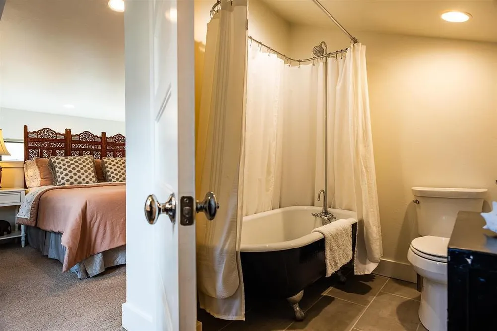 1915 E 2nd Ave, Durango, CO 81301