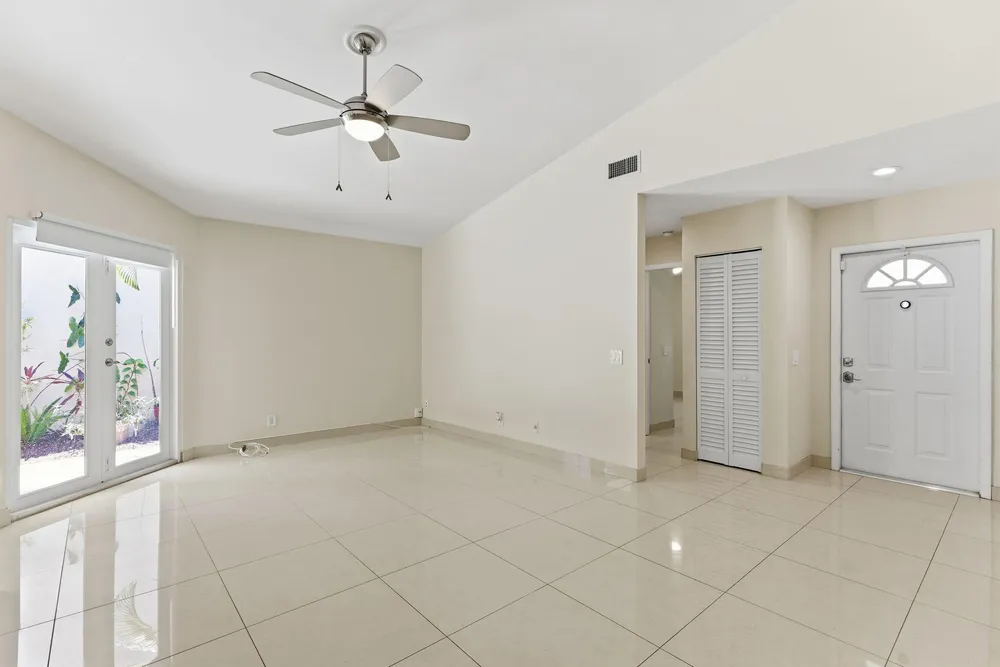 1472 Garden Rd, Weston, FL 33326
