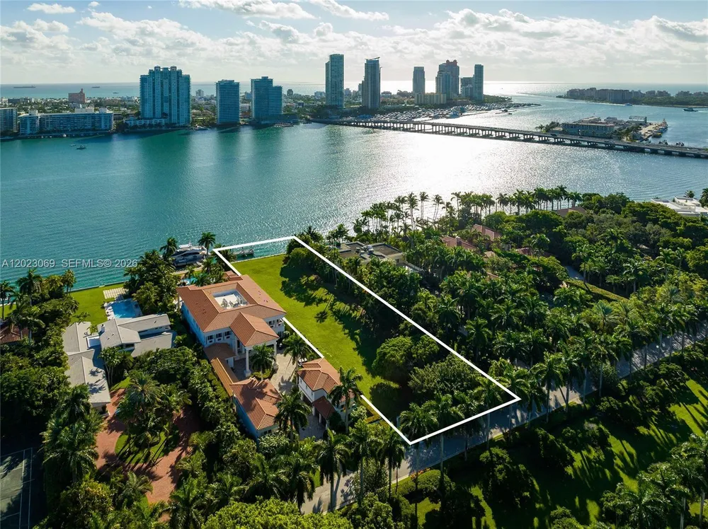 36 Star Island Dr, Miami Beach, FL 33139