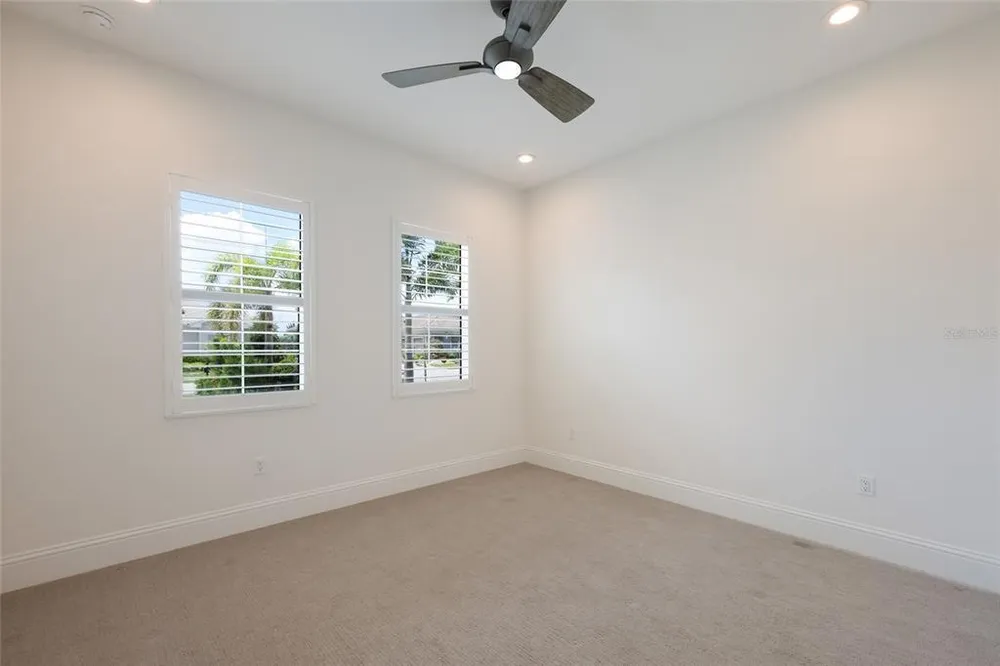 8249 Pavia Way, Lakewood Ranch, FL 34202