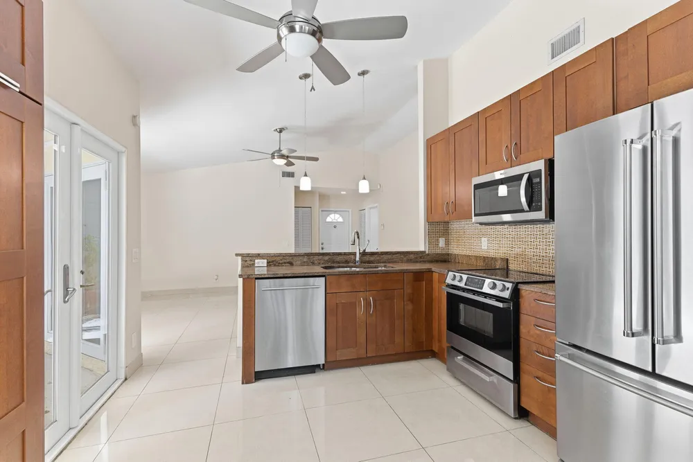 1472 Garden Rd, Weston, FL 33326
