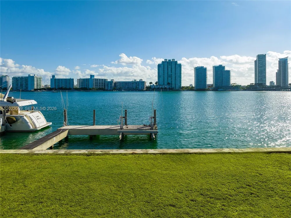 36 Star Island Dr, Miami Beach, FL 33139