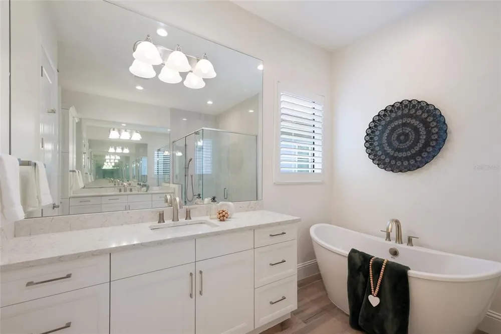 8249 Pavia Way, Lakewood Ranch, FL 34202