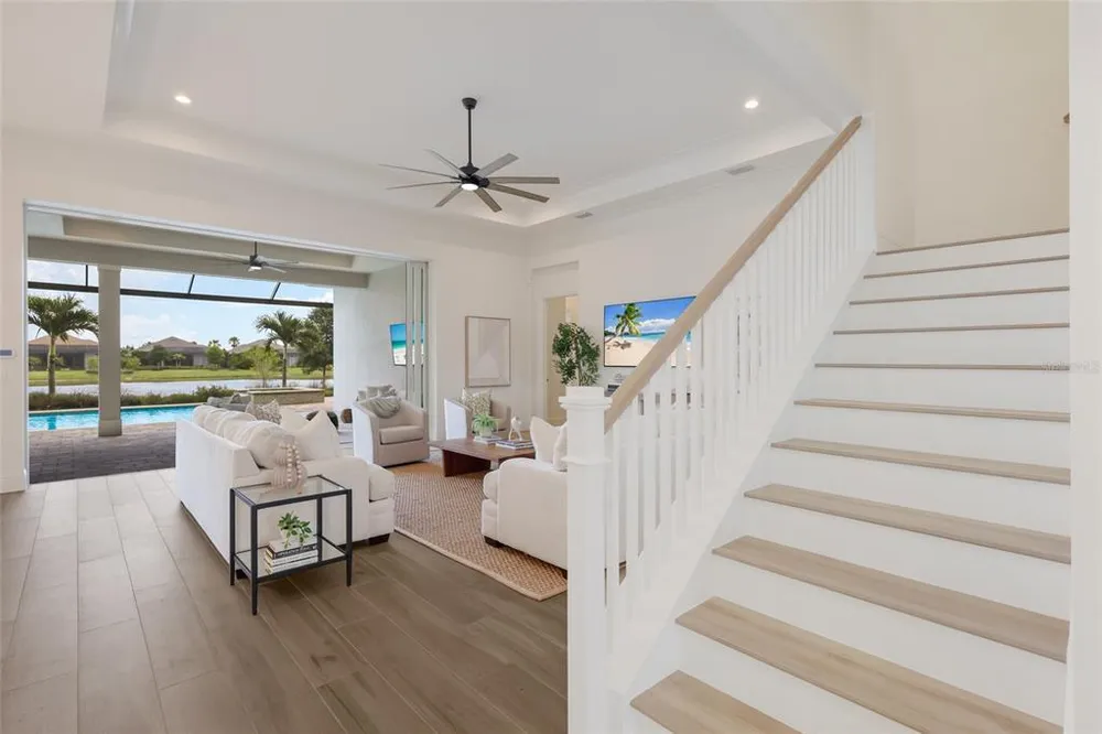 8249 Pavia Way, Lakewood Ranch, FL 34202
