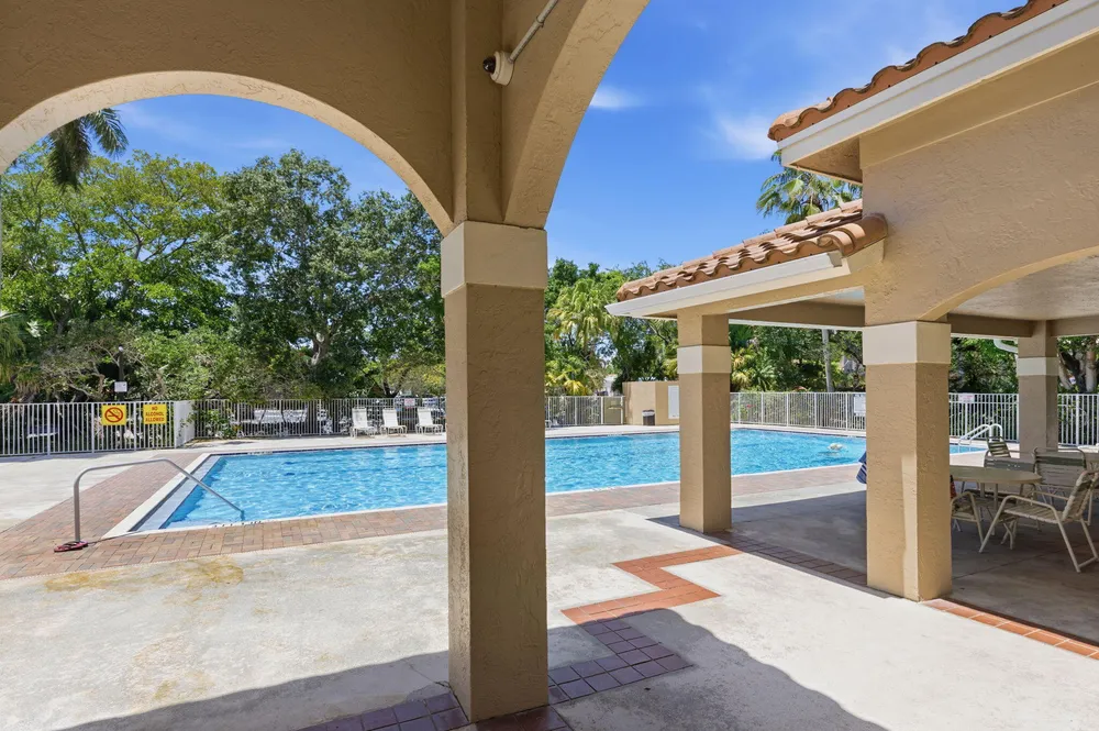 1472 Garden Rd, Weston, FL 33326