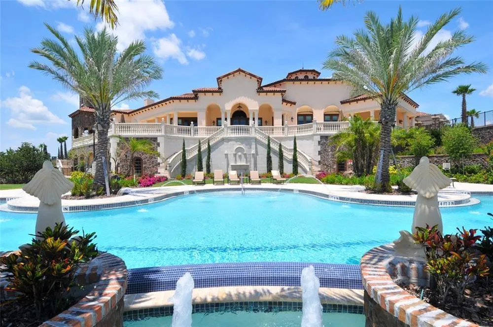 8249 Pavia Way, Lakewood Ranch, FL 34202