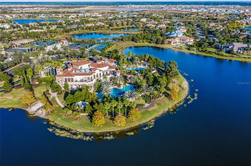 8249 Pavia Way, Lakewood Ranch, FL 34202