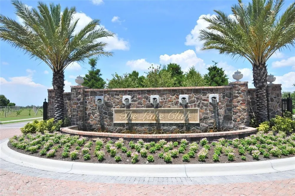 8249 Pavia Way, Lakewood Ranch, FL 34202