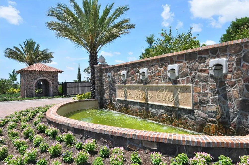 8249 Pavia Way, Lakewood Ranch, FL 34202