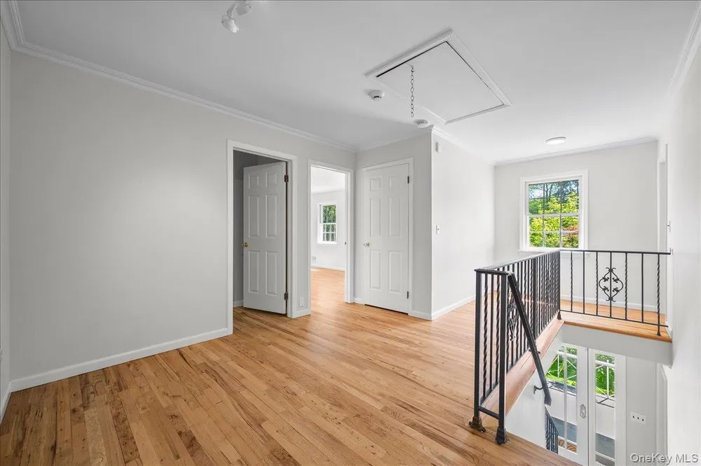 79 N Healy Ave, Hartsdale, NY 10530