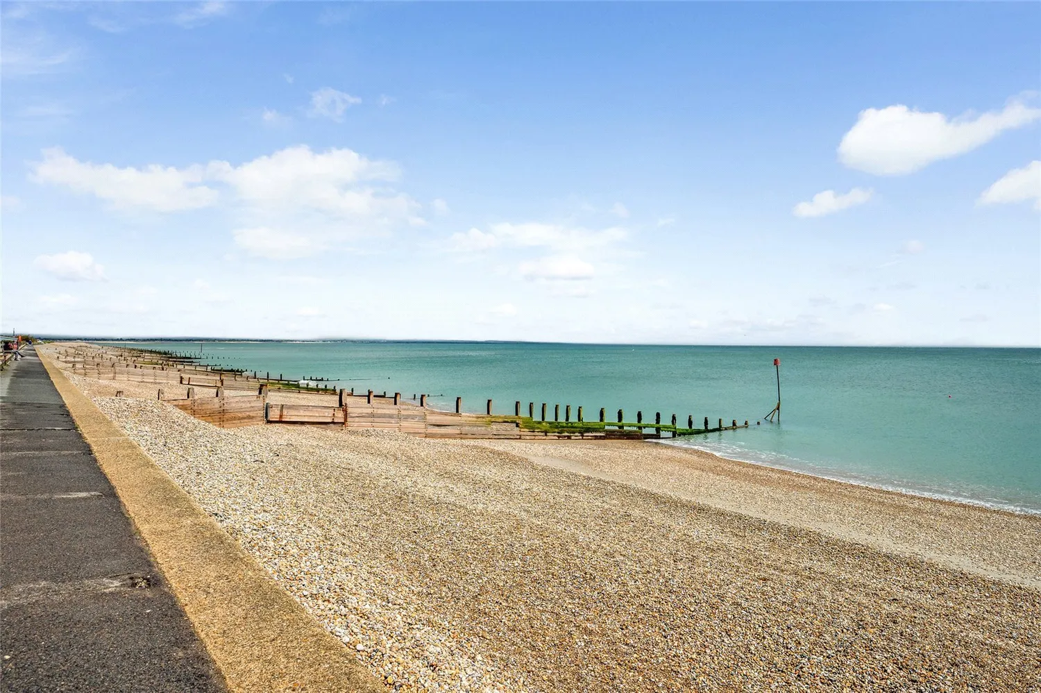 East Beach Road, Selsey, PO20 photo 14