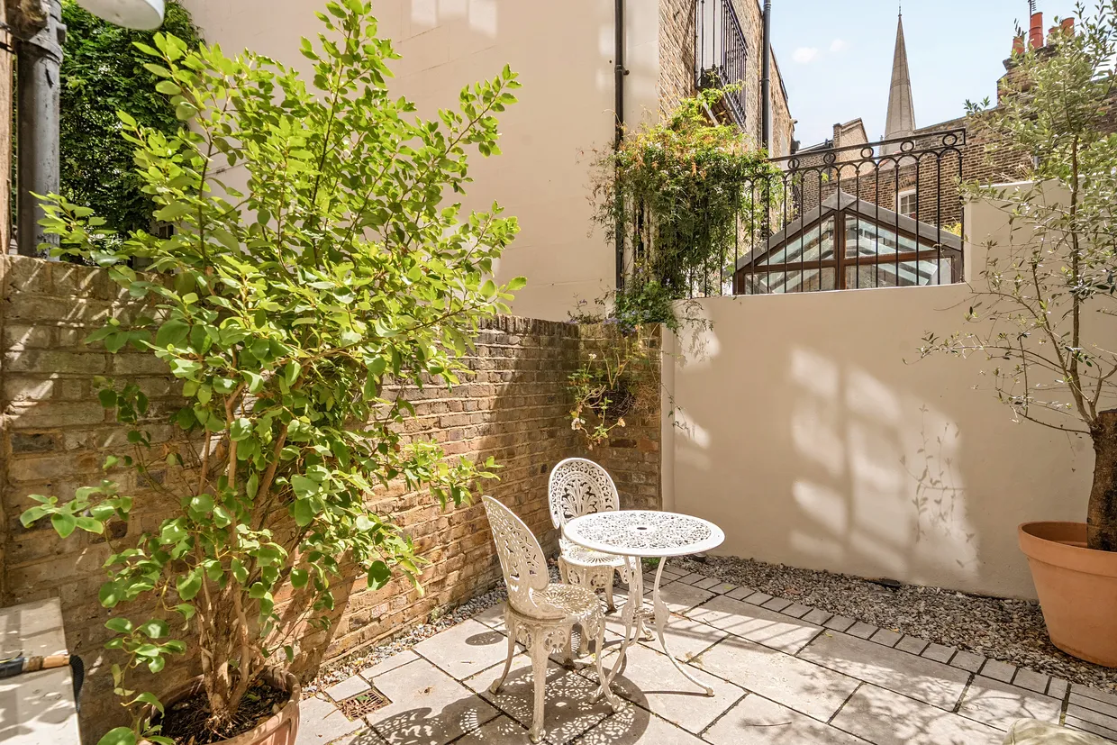 Dukes Lane, London, W8 photo 19