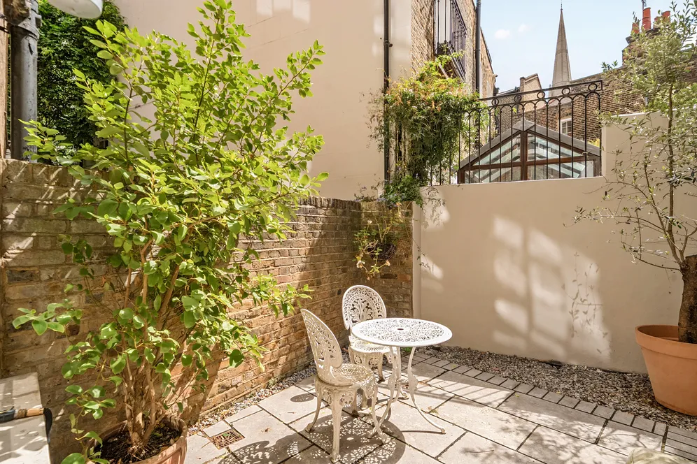 Dukes Lane, London, W8 photo 19