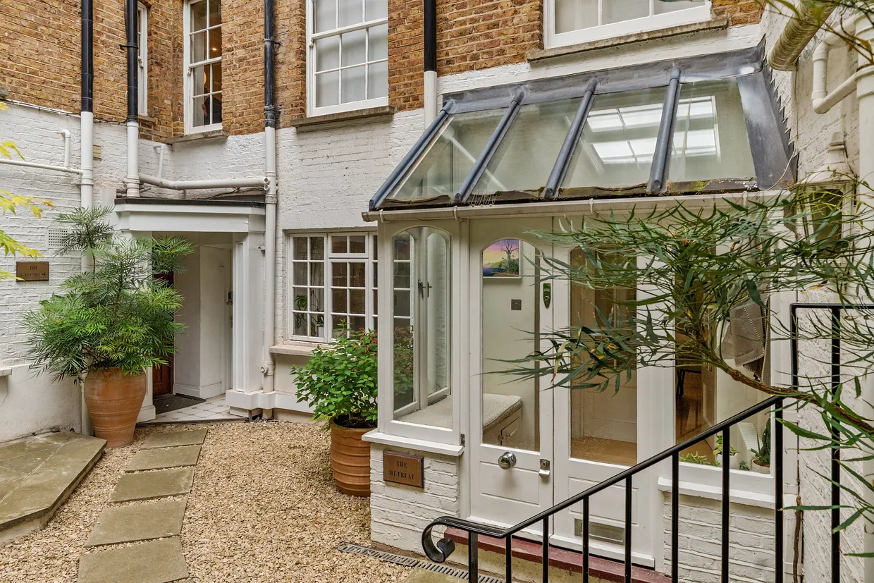 Dukes Lane, London, W8 photo 27