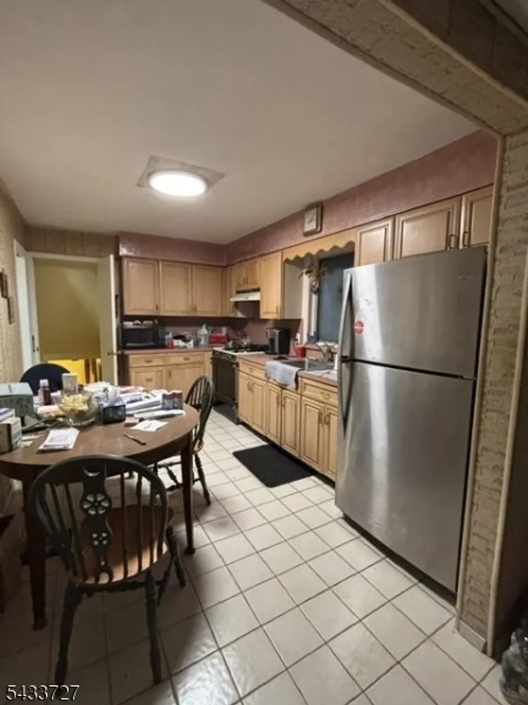 50 Brookside Ave, Caldwell, NJ 07006