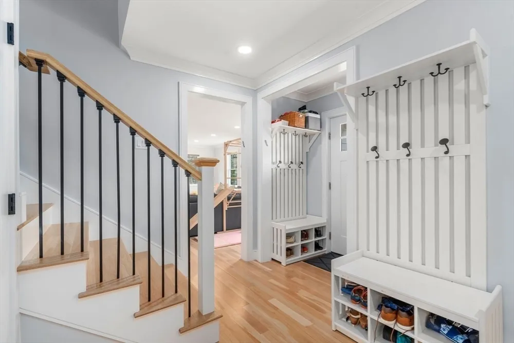 89 Newfield St, Boston, MA 02132