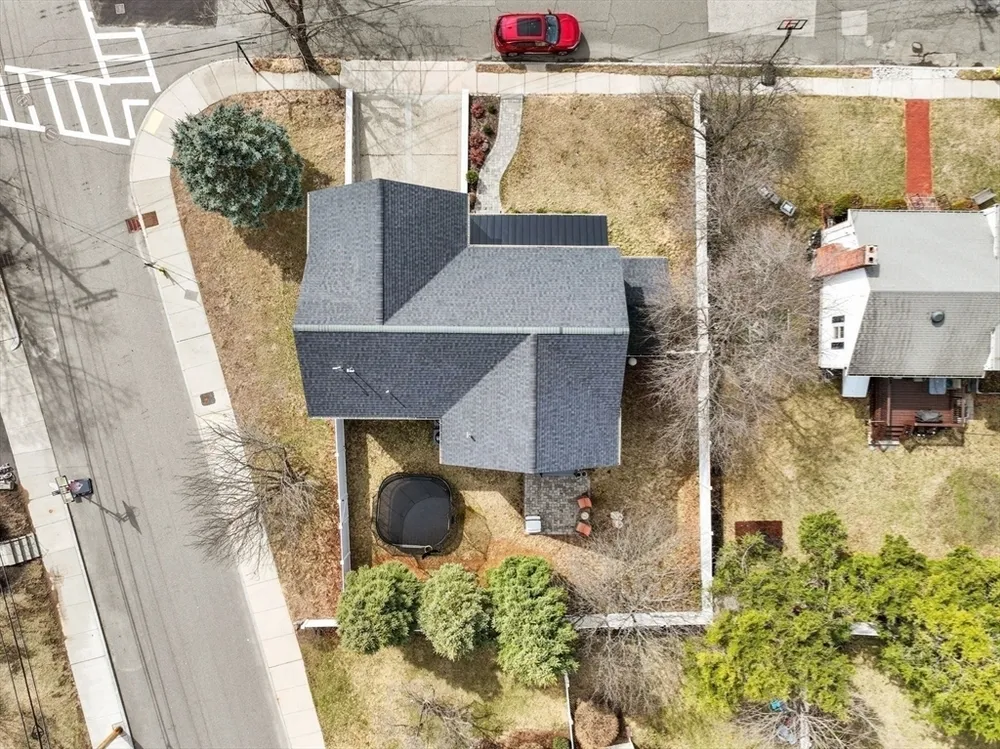 89 Newfield St, Boston, MA 02132