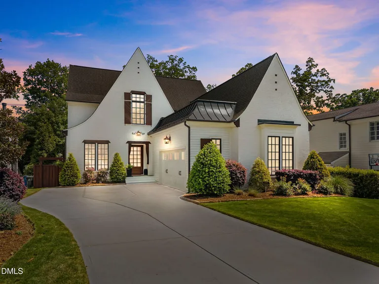 2118 Cowper Dr, Raleigh, NC 27608-1324