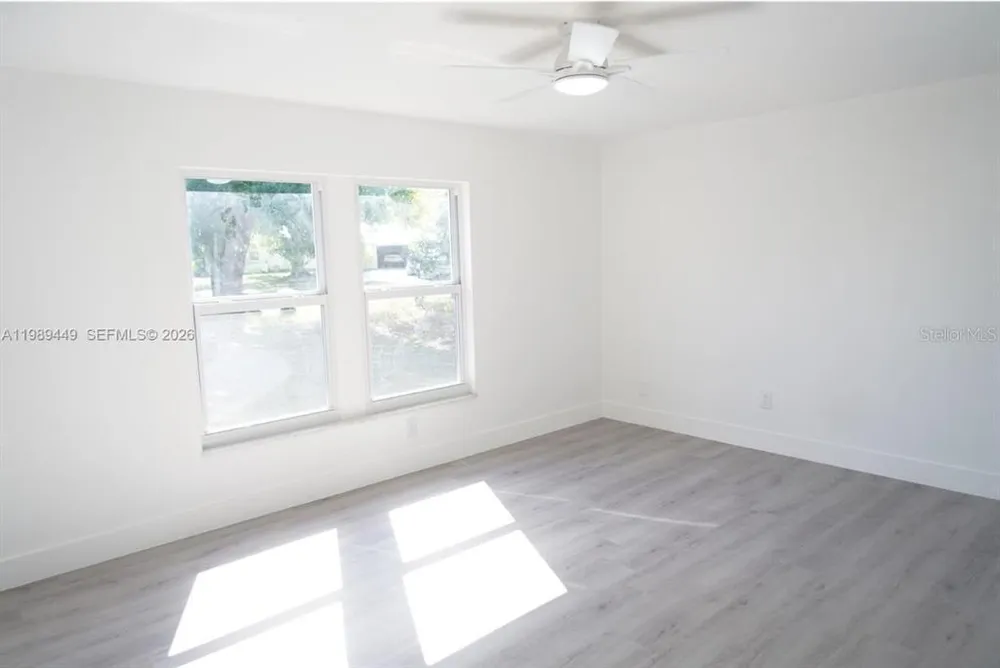 563 Presque Isle Dr, Port Charlotte, FL 33954