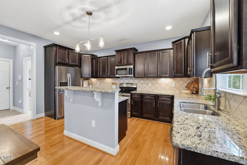 418 Stranraer Ct, Fuquay-Varina, NC 27526