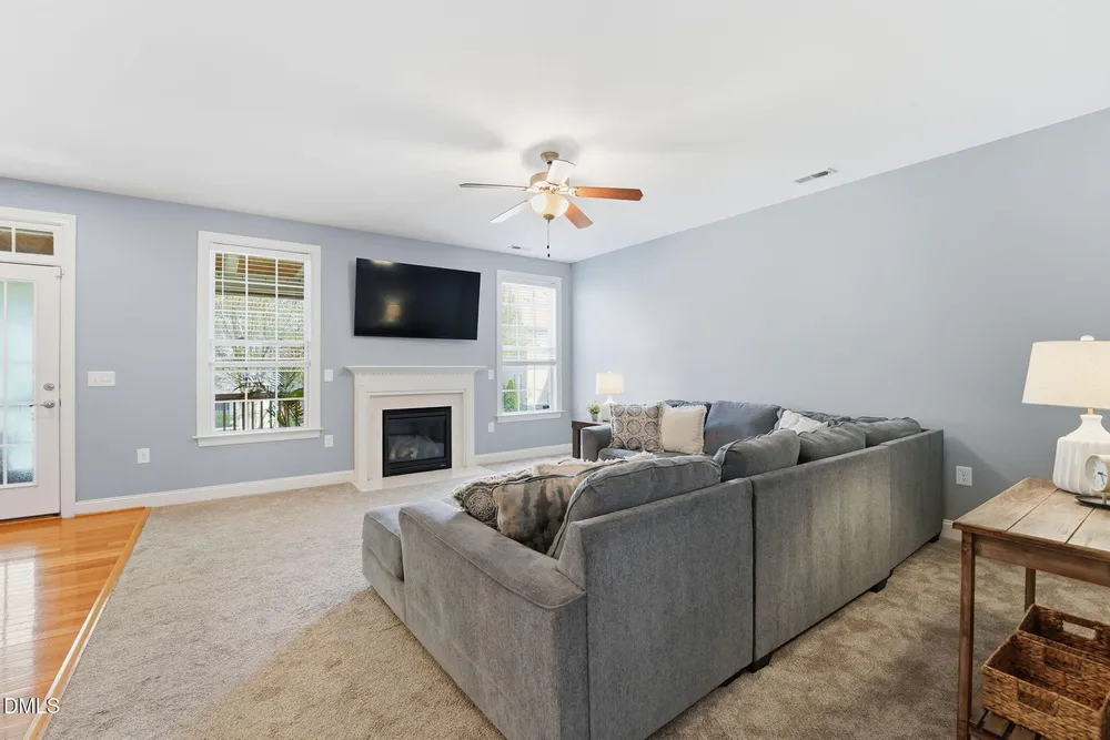 418 Stranraer Ct, Fuquay-Varina, NC 27526