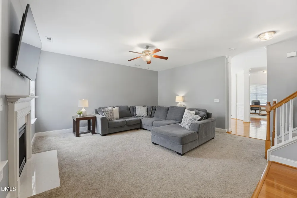 418 Stranraer Ct, Fuquay-Varina, NC 27526