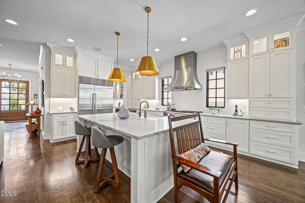 2118 Cowper Dr, Raleigh, NC 27608-1324