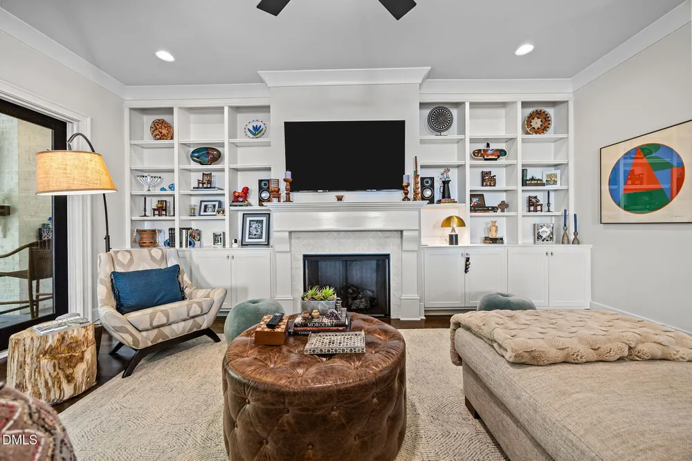 2118 Cowper Dr, Raleigh, NC 27608-1324