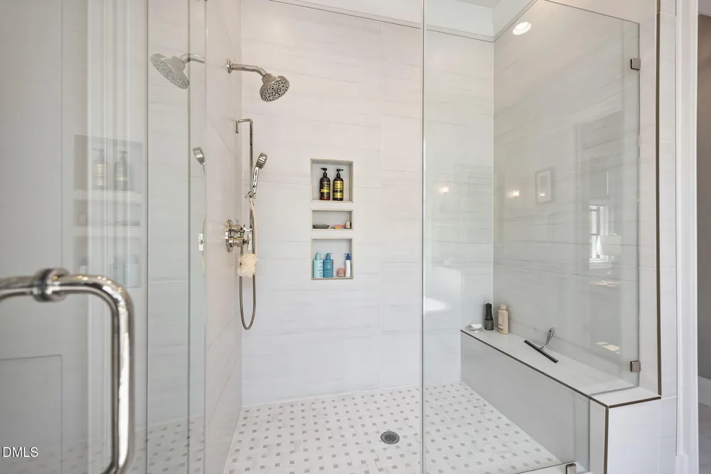2118 Cowper Dr, Raleigh, NC 27608-1324