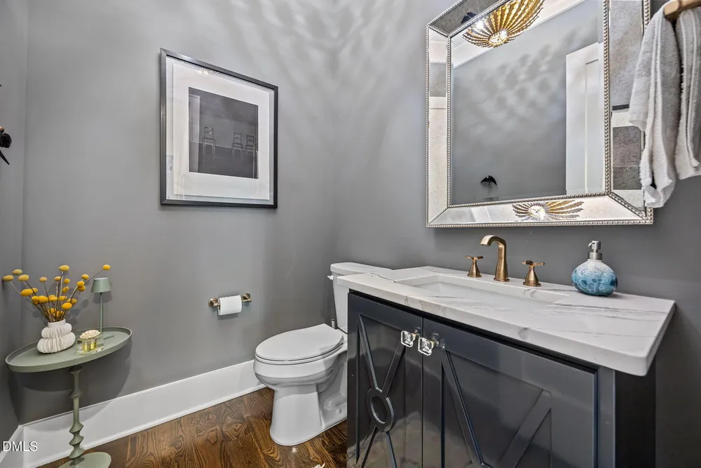 2118 Cowper Dr, Raleigh, NC 27608-1324