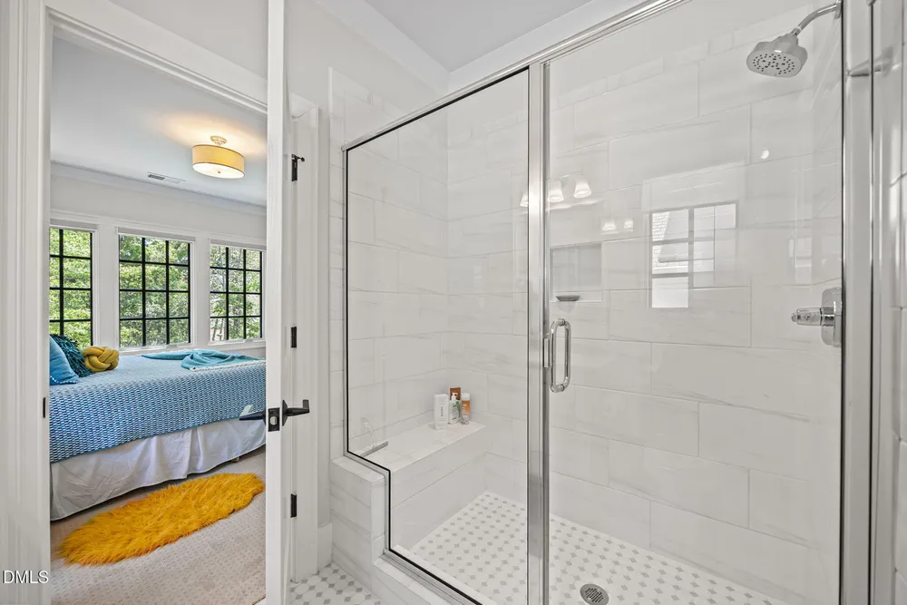 2118 Cowper Dr, Raleigh, NC 27608-1324