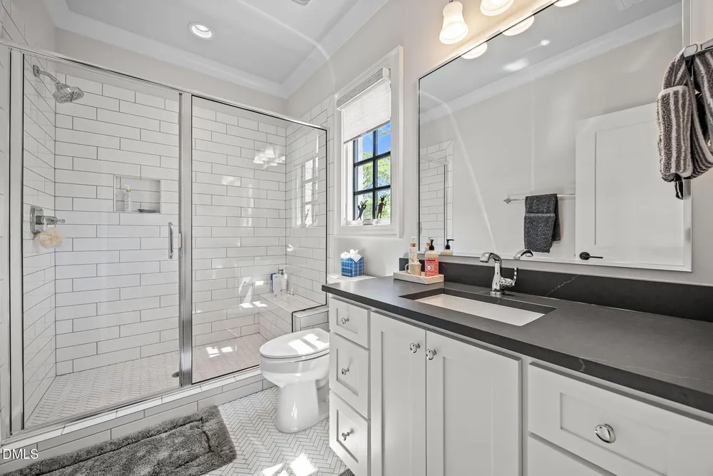 2118 Cowper Dr, Raleigh, NC 27608-1324