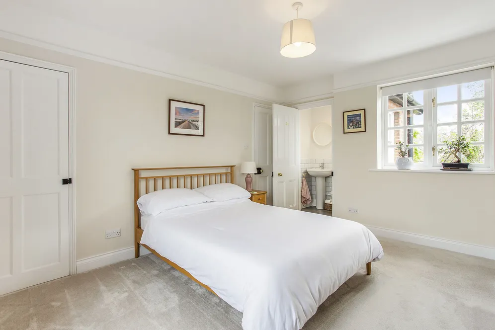 Hastards Lane, Selborne, Alton, GU34 photo 13