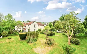 Exminster, Exeter, Devon, EX6 photo