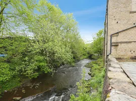 Eastgate, Honley, HOLMFIRTH thumb 2