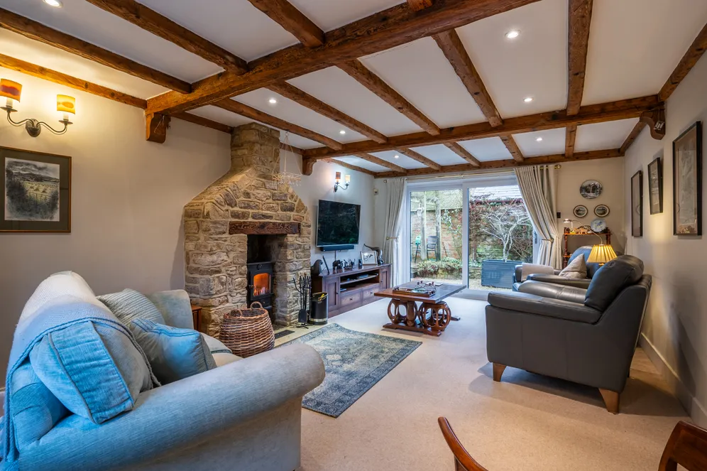 Baker Street, Farthinghoe, NN13 photo 3