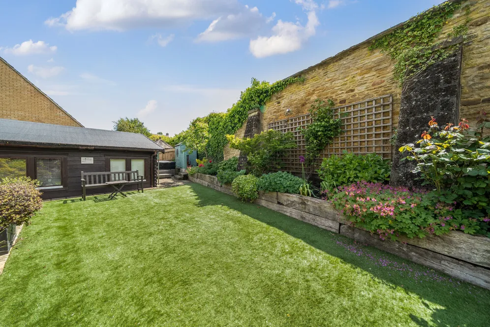 Baker Street, Farthinghoe, NN13 photo 8