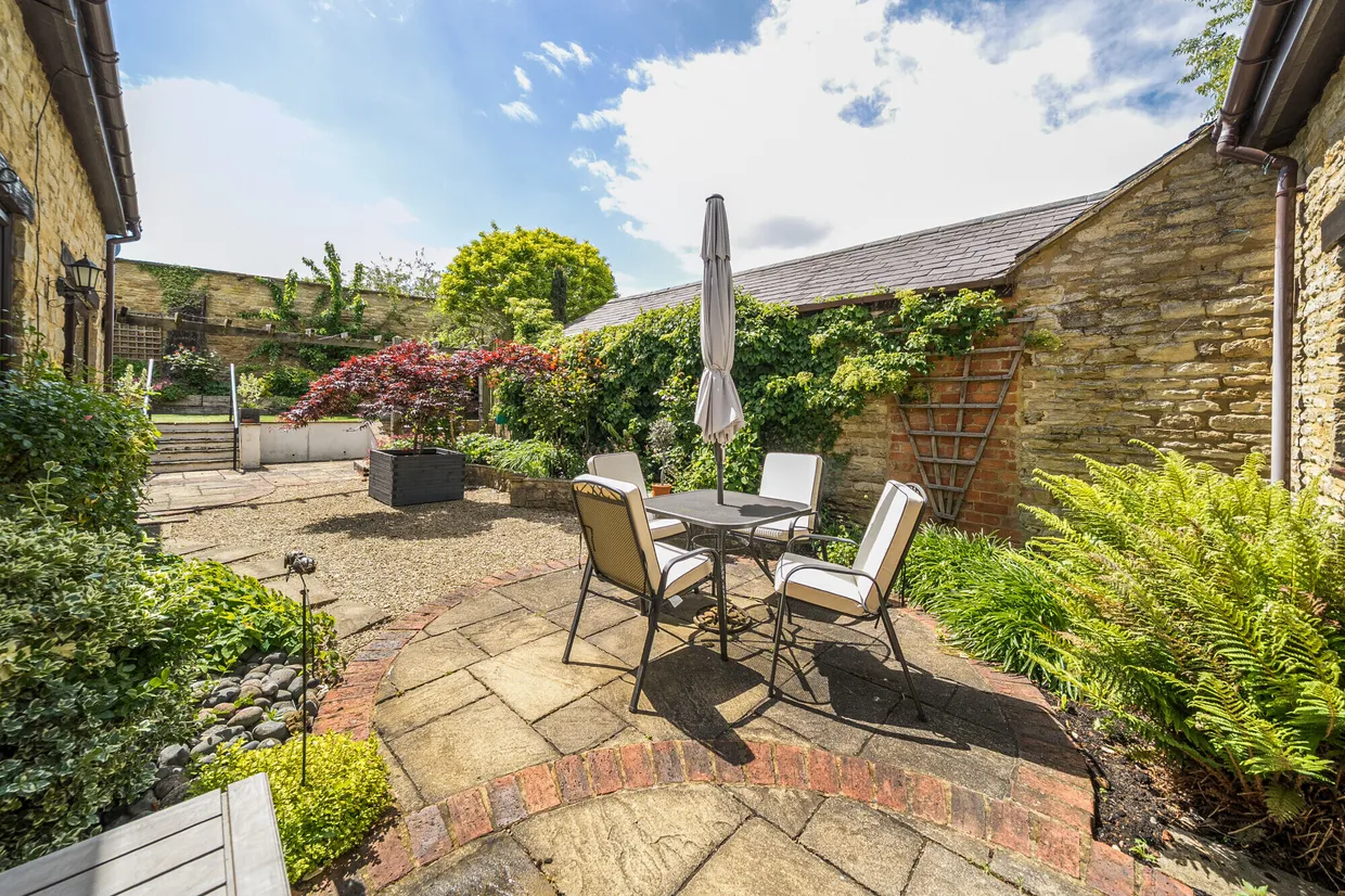 Baker Street, Farthinghoe, NN13 photo 16