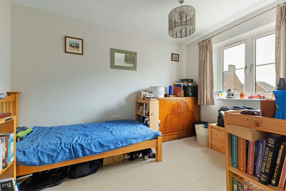 Hunters Place, Hindhead, GU26 photo 7
