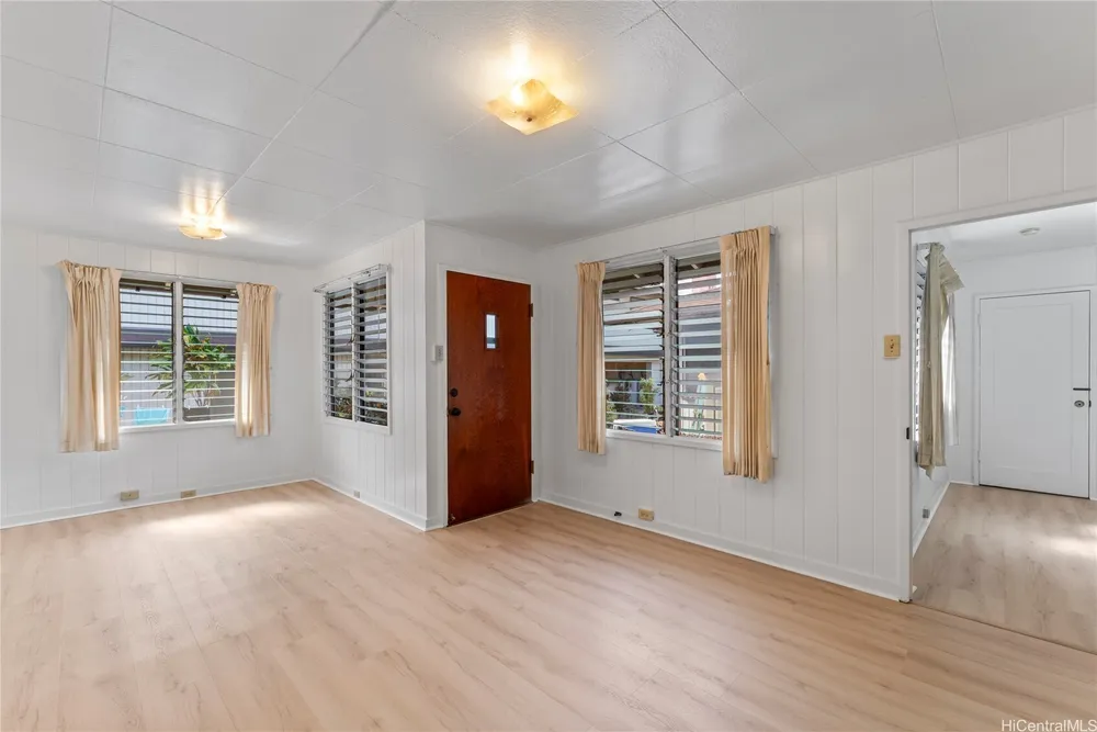 1134 Alohi Way, Honolulu, HI 96814