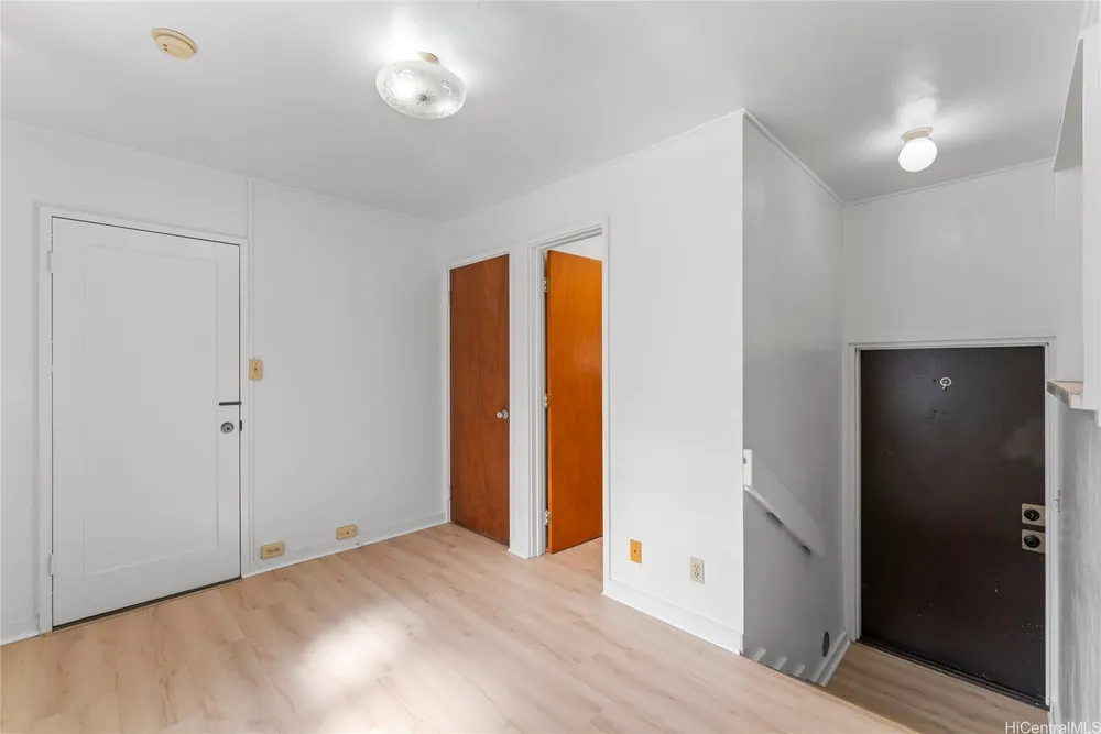 1134 Alohi Way, Honolulu, HI 96814