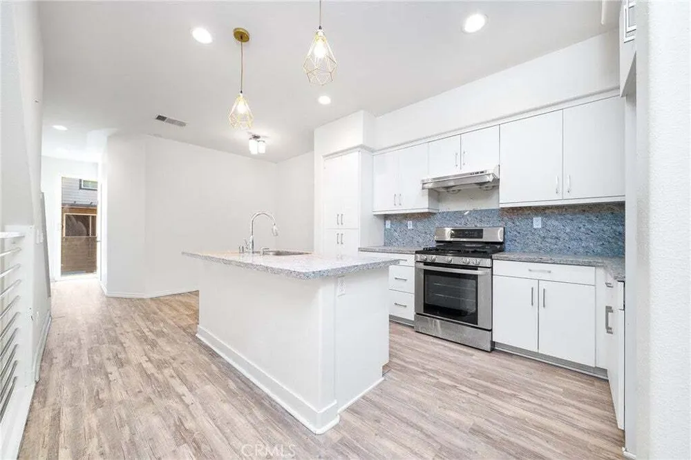 9042 Garvey Ave, Rosemead, CA 91770
