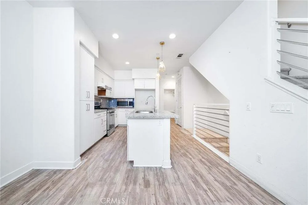 9042 Garvey Ave, Rosemead, CA 91770