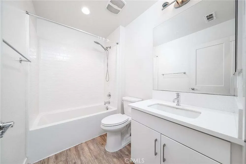 9042 Garvey Ave, Rosemead, CA 91770
