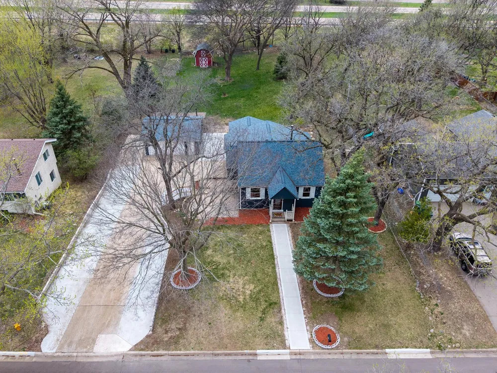 6610 Lucia Ln NE, Fridley, MN 55432
