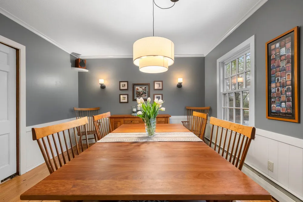 3942 Willmatt Hill, Minnetonka, MN 55305