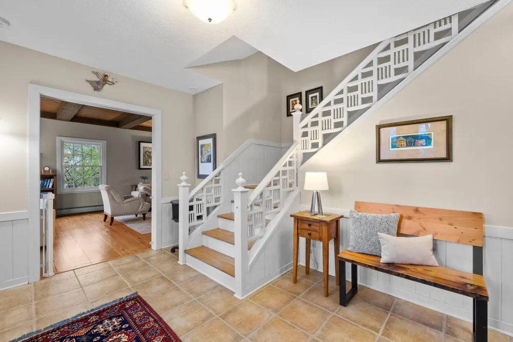 3942 Willmatt Hill, Minnetonka, MN 55305